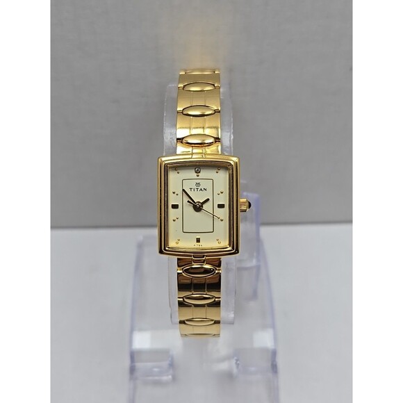 Titan Raga Womens Rectangle Gold Tone Dress Watch New Battery 30m Quartz India - Picture 1 of 13